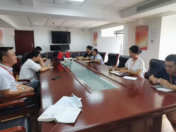 陕西新利全站体育官网登录网址职工读书会，学习稻盛和夫《心》